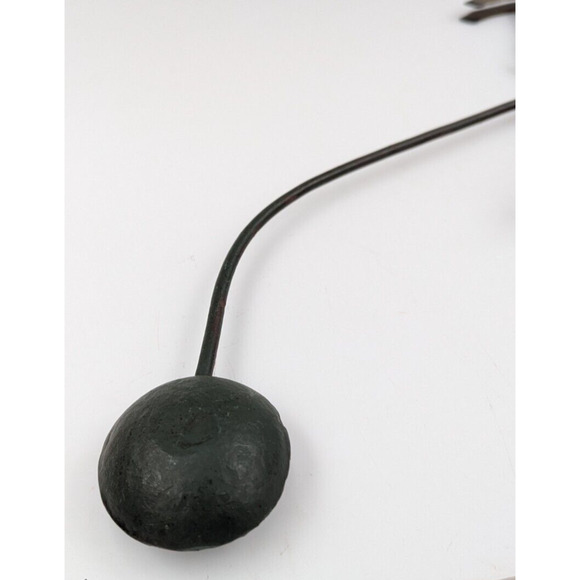 Santa Claus on Reindeer Pendulum Motion Toy Balance Authentic Models - Picture 15 of 15